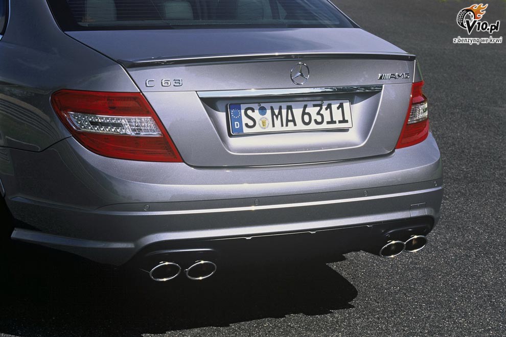 Mercedes C63 AMG