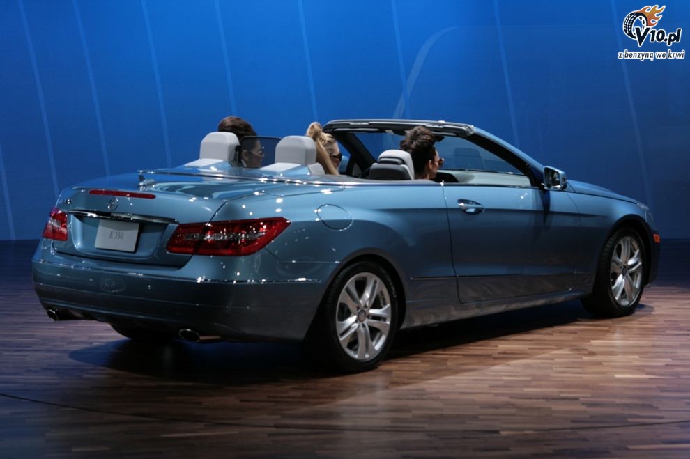 Nowy Mercedes klasy E Cabrio - Detroit Auto Show 2010