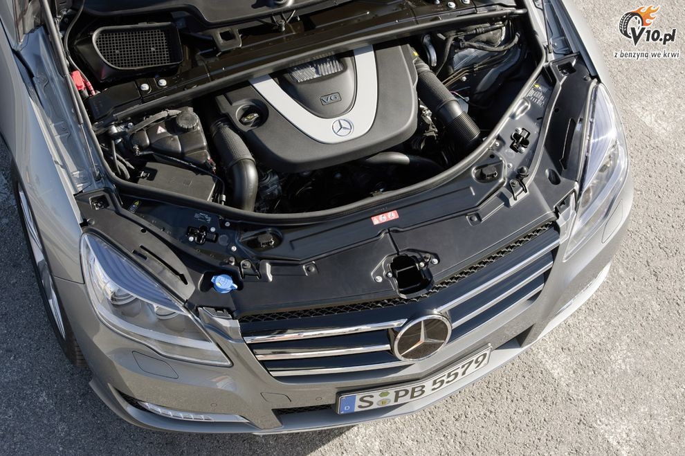 Nowy Mercedes klasy R po face liftingu - model 2011