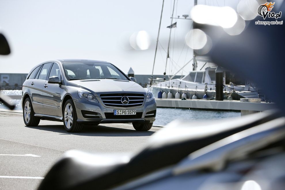 Nowy Mercedes klasy R po face liftingu - model 2011