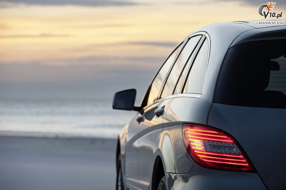 Nowy Mercedes klasy R po face liftingu - model 2011
