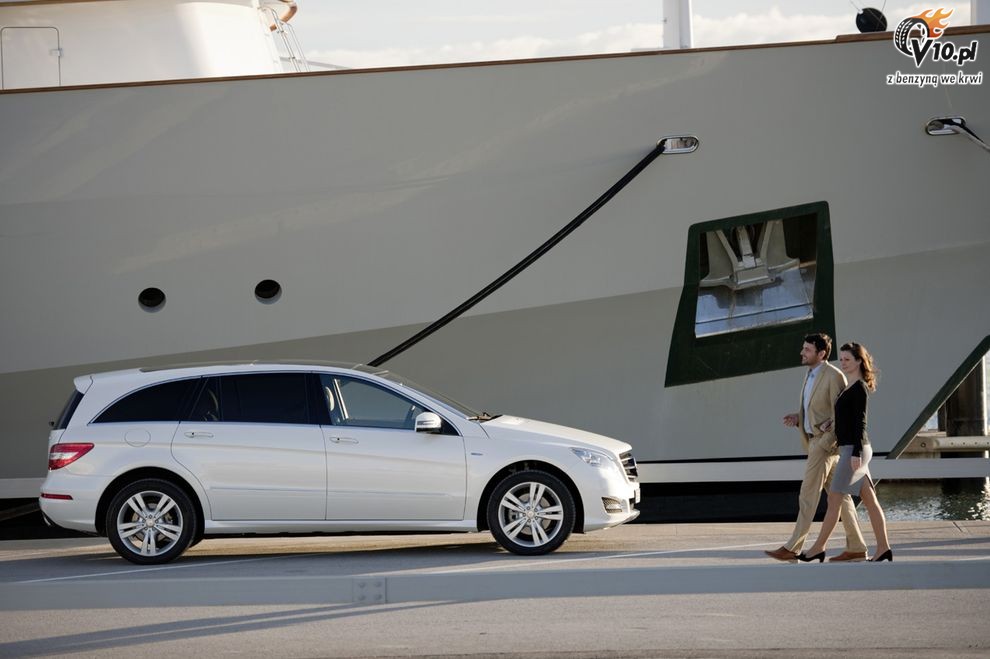Nowy Mercedes klasy R po face liftingu - model 2011