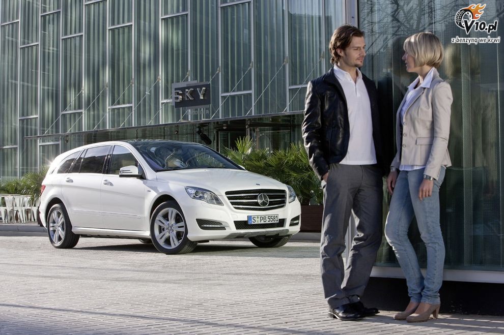 Nowy Mercedes klasy R po face liftingu - model 2011