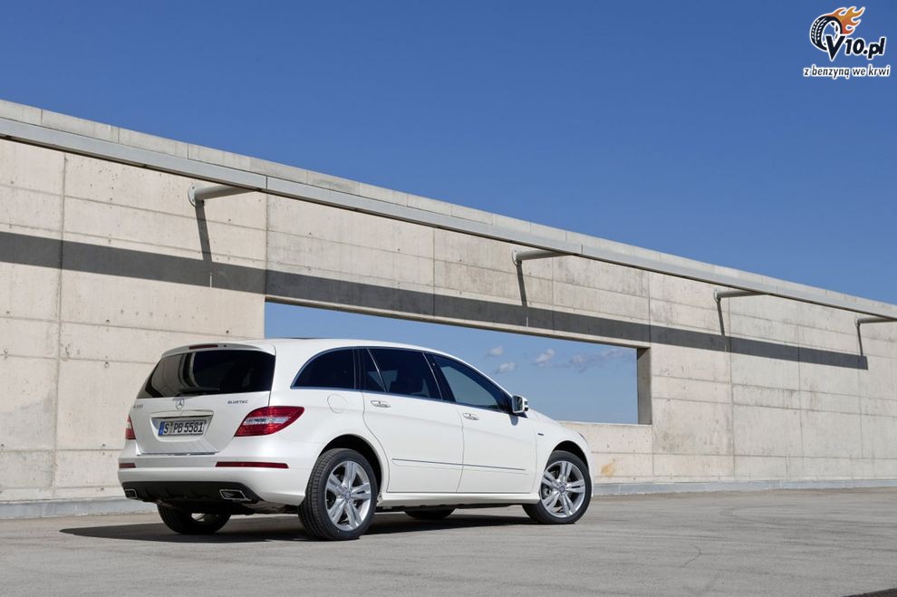Nowy Mercedes klasy R po face liftingu - model 2011
