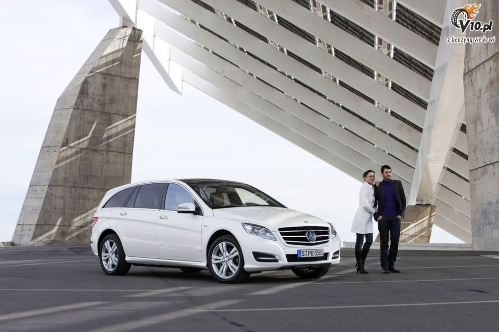 Nowy Mercedes klasy R po face liftingu - model 2011