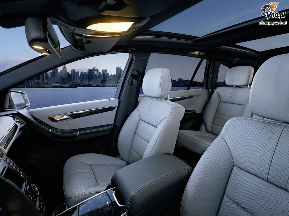 Nowy Mercedes klasy R po face liftingu - model 2011