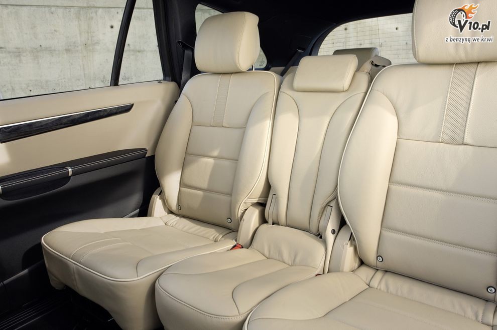 Nowy Mercedes klasy R po face liftingu - model 2011