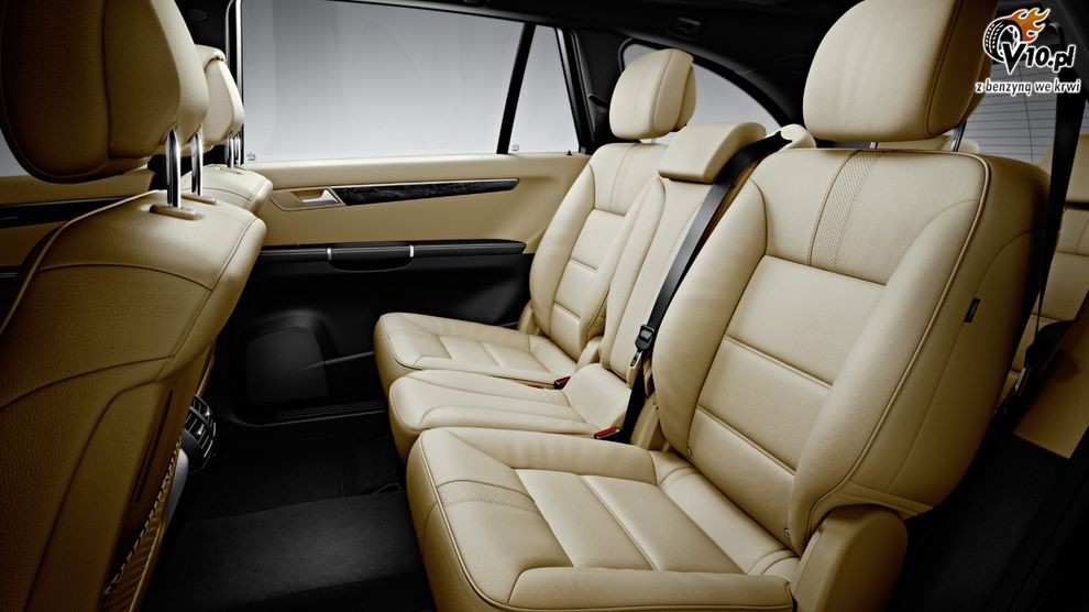 Nowy Mercedes klasy R po face liftingu - model 2011