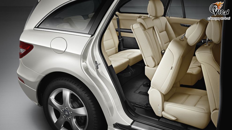 Nowy Mercedes klasy R po face liftingu - model 2011