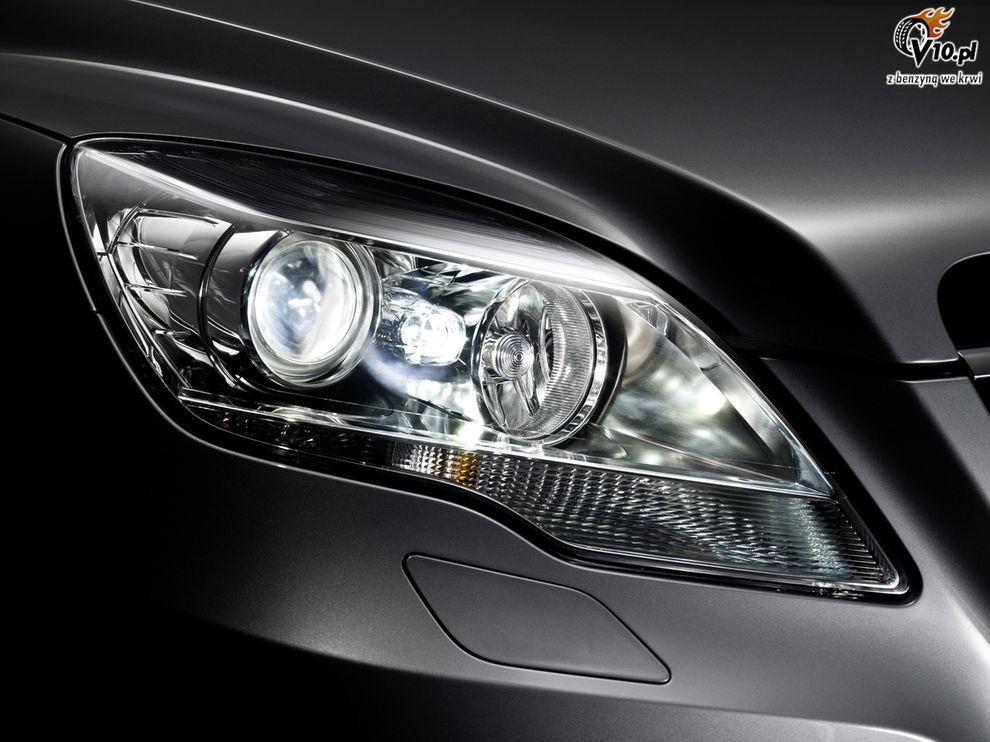 Nowy Mercedes klasy R po face liftingu - model 2011