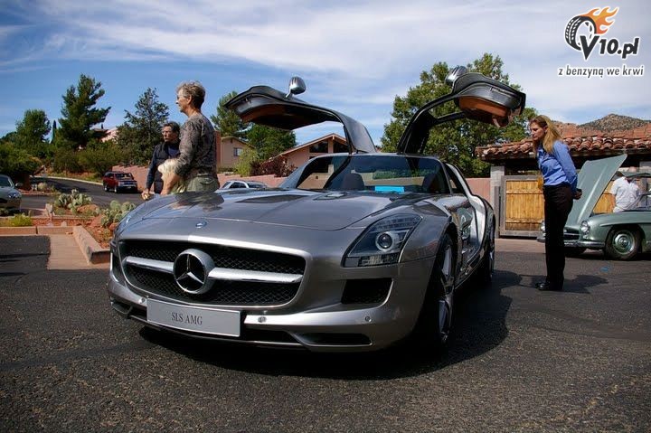Mercedes SLS AMG Gullwing - zlot