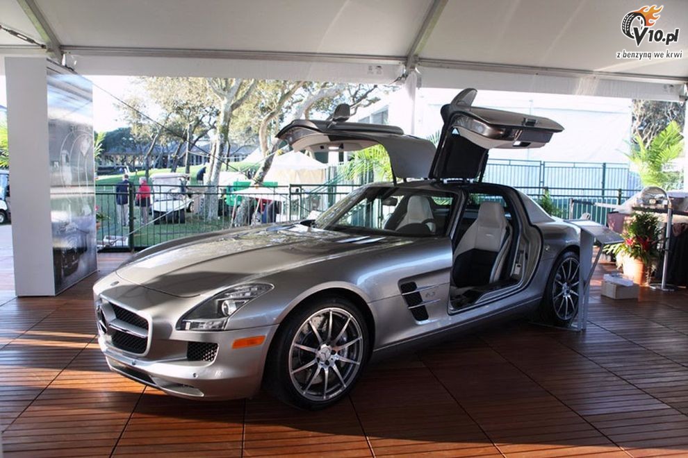 Mercedes SLS AMG