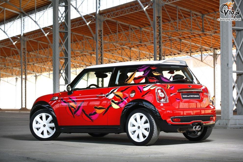 Mini - specjalne modele na Life Ball 2010
