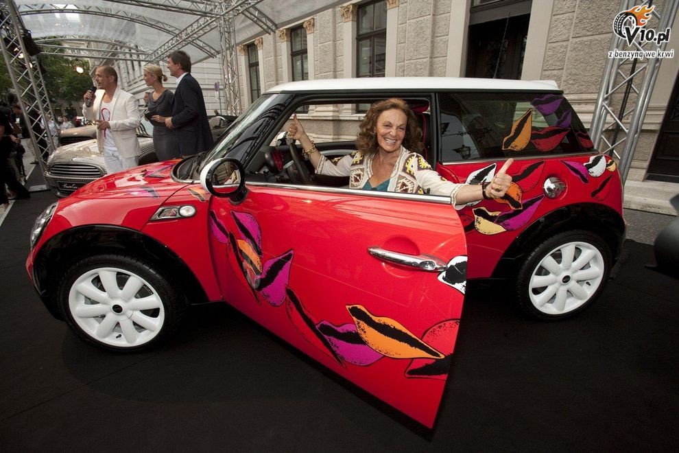 Mini - specjalne modele na Life Ball 2010