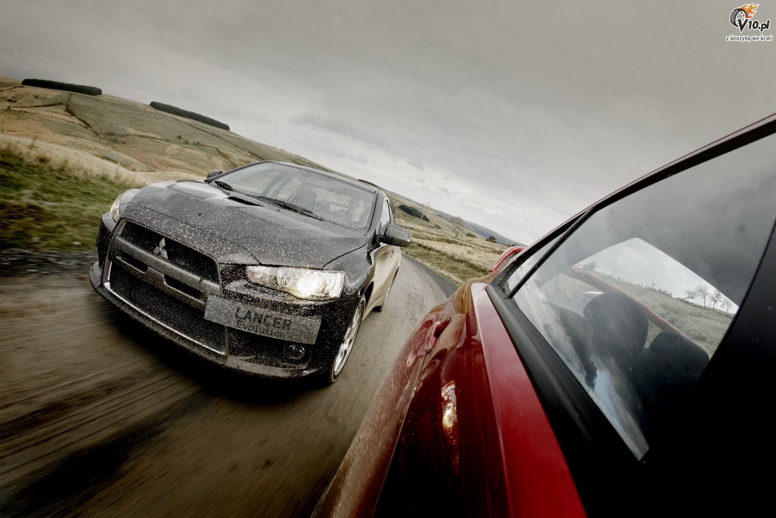 http://www.v10.pl/archiwum/galeria/glowna/mitsubishi/mitsubishi_lancer_evo_x_10.jpg