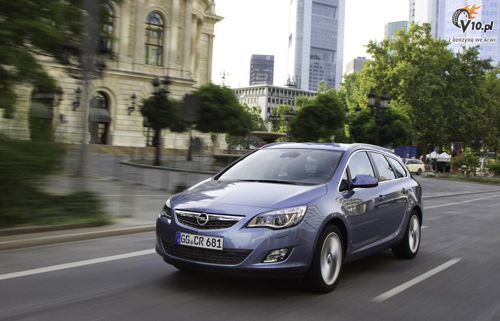 Nowy Opel Astra IV Sports Tourer