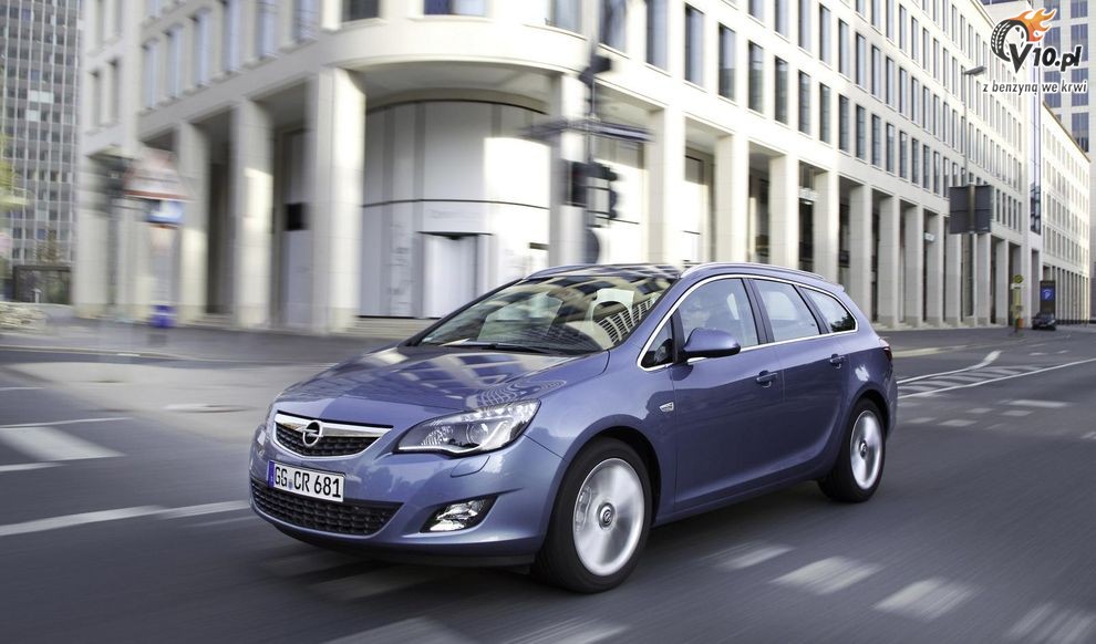 Nowy Opel Astra IV Sports Tourer