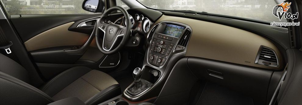 Nowy Opel Astra IV Sports Tourer