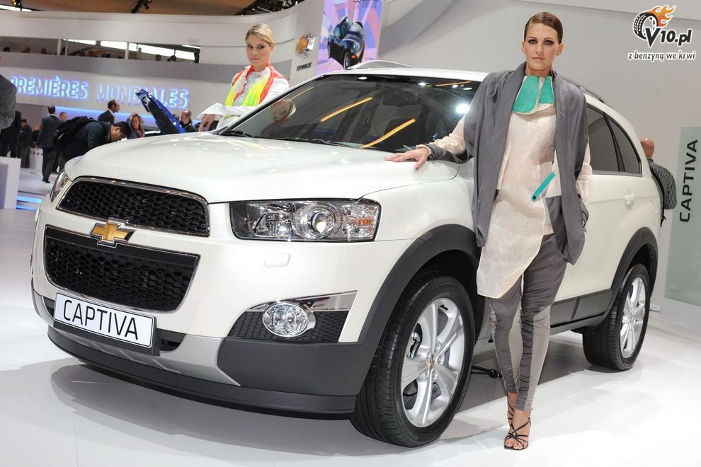 Paris Motor Show 2010 - dziewczyny