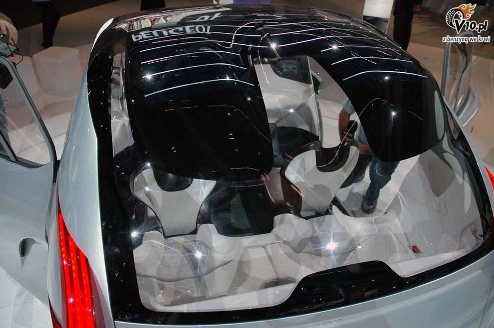 Nowy Peugeot BB1 Concept - Frankfurt Motor Show 2009