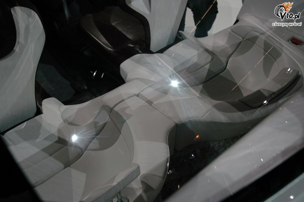 Nowy Peugeot BB1 Concept - Frankfurt Motor Show 2009