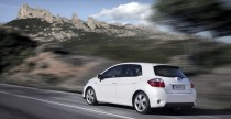 Nowa Toyota Auris Hybrid 2010