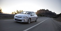 Nowa Toyota Auris Hybrid 2010