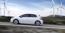 Nowa Toyota Auris Hybrid 2010