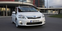 Nowa Toyota Auris Hybrid 2010