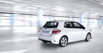 Nowa Toyota Auris Hybrid 2010