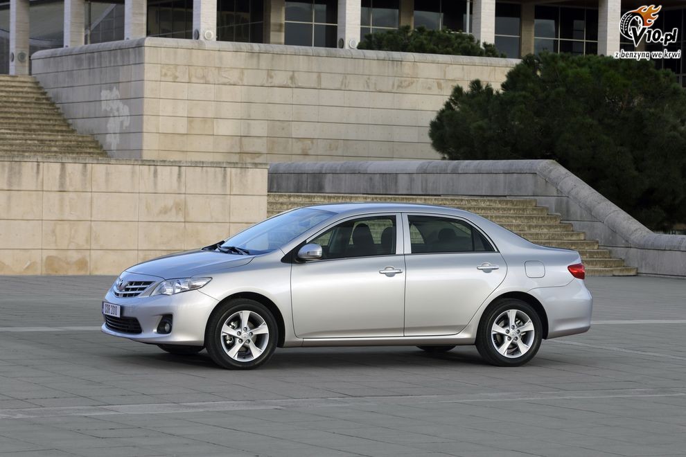 Nowa Toyota Corolla 2010 po face liftingu
