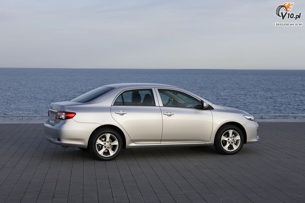 Nowa Toyota Corolla 2010 po face liftingu