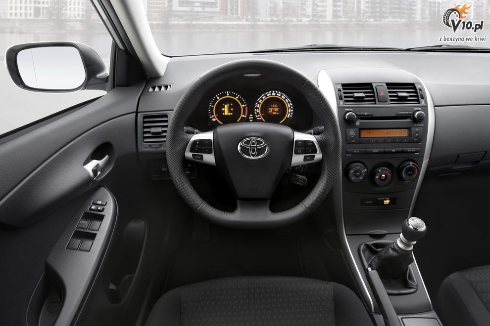 Nowa Toyota Corolla 2010 po face liftingu