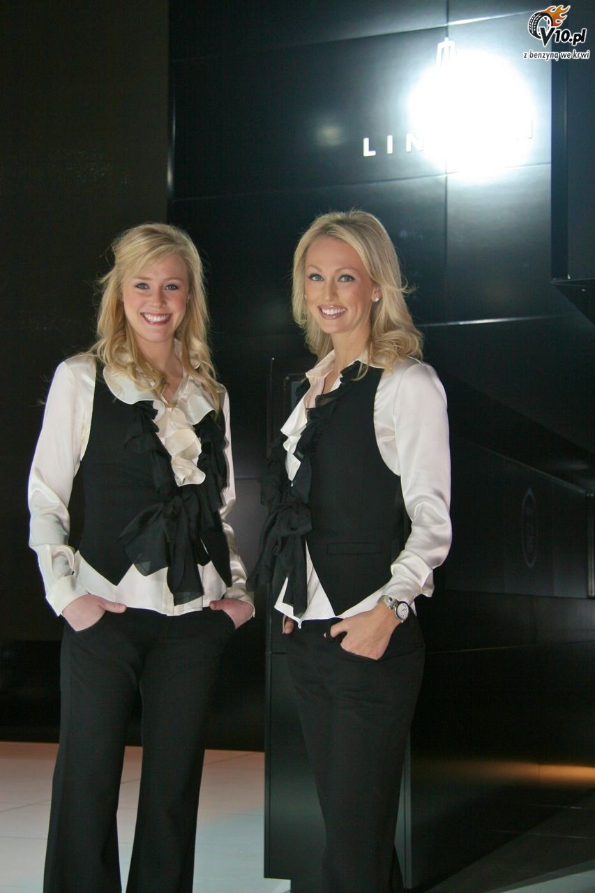 Hostessy laski dziewczyny - Chicago Auto Show 2010