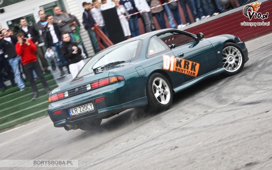 Drifting zespou D1KRK na 9. Tuning Show w Krakowie w obiektywie Borysa Boby