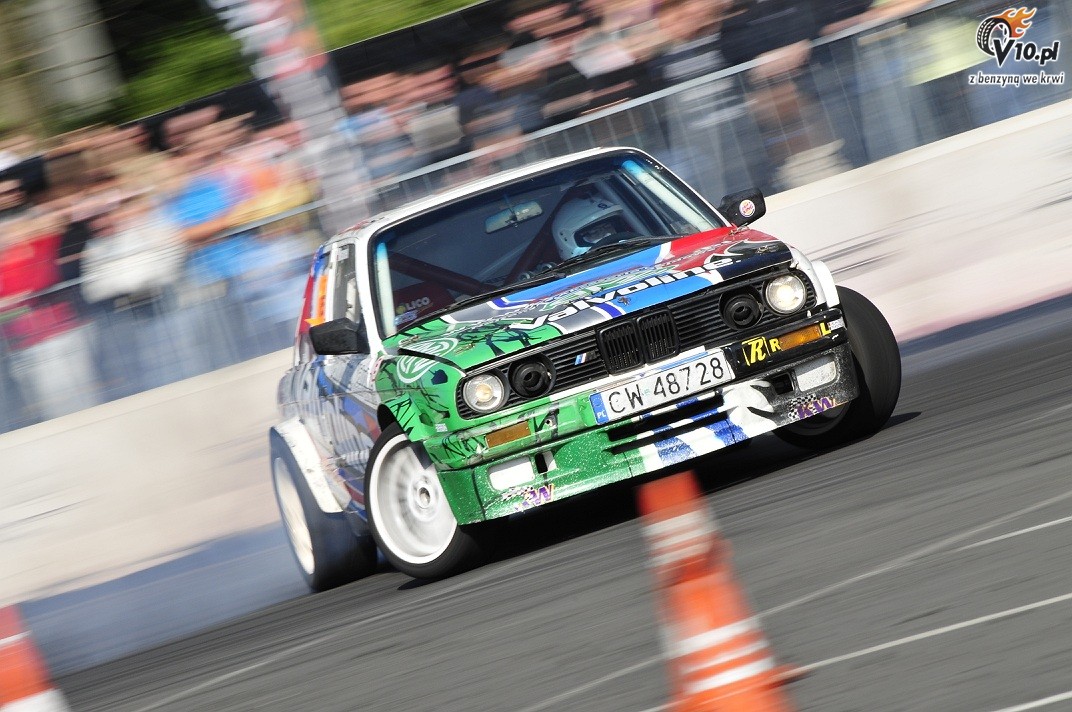 SSSuper Drift Cup 2011 w Sosnowcu w obiektywie Valvoline PUZ Drift Team