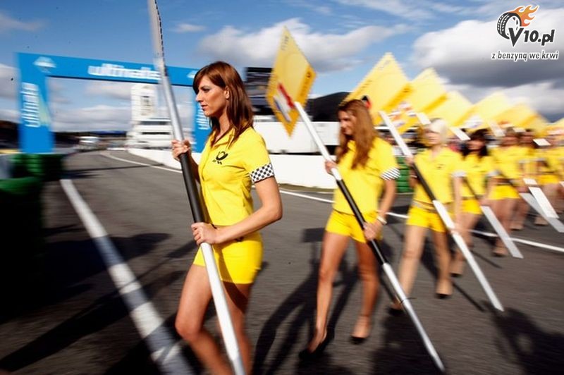 Dziewczyny i sporty motorowe