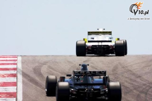 Formuła 2 - Natalia Kowalska w Algarve