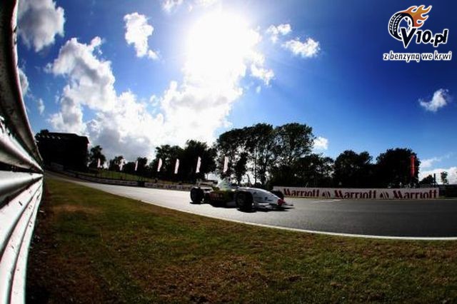 Formua 2 - Natalia Kowalska w Brands Hatch
