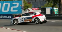 Sawicki wicemistrzem w SEAT Leon Supercopa!