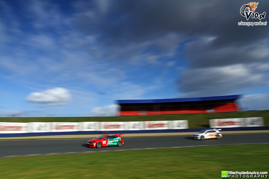 Testy uczestników VW Scirocco R-Cup w obiektywie Maciej Niechwiadowicza