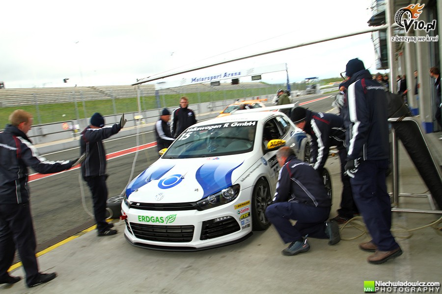 Testy uczestnikw VW Scirocco R-Cup w obiektywie Maciej Niechwiadowicza