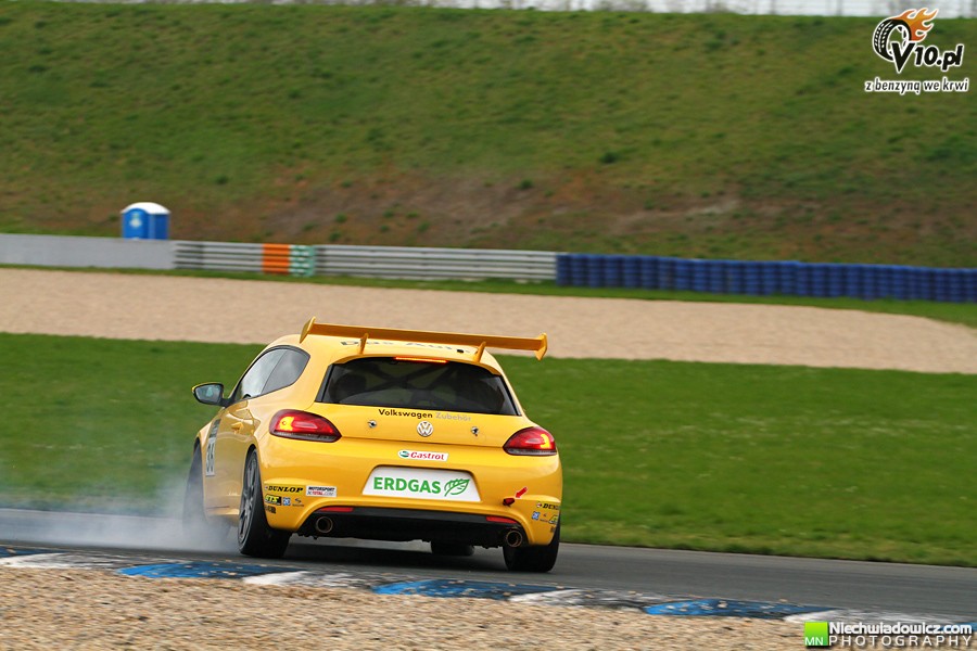 Testy uczestnikw VW Scirocco R-Cup w obiektywie Maciej Niechwiadowicza