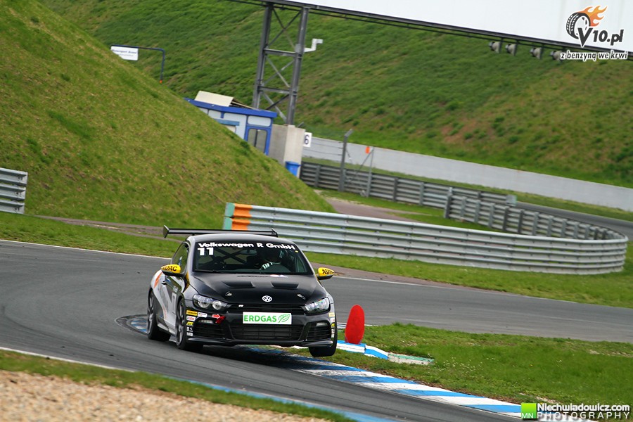 Testy uczestników VW Scirocco R-Cup w obiektywie Maciej Niechwiadowicza