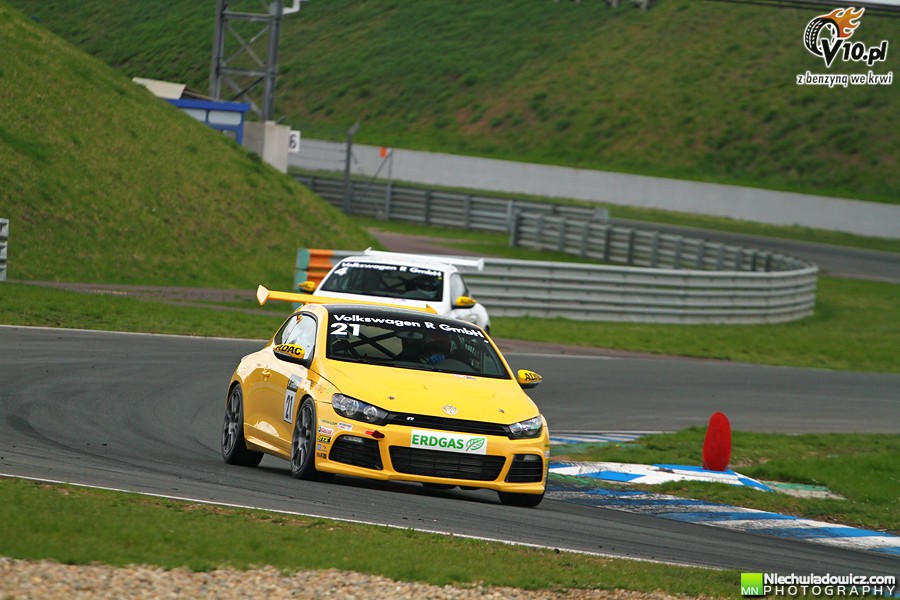 Testy uczestnikw VW Scirocco R-Cup w obiektywie Maciej Niechwiadowicza