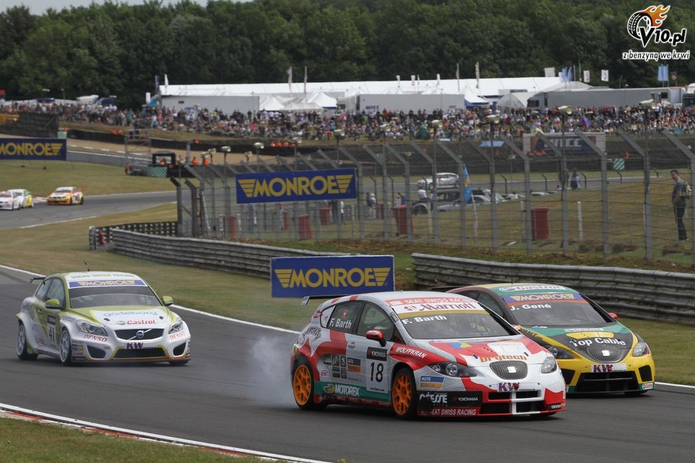 WTCC - Brands Hatch - wycig