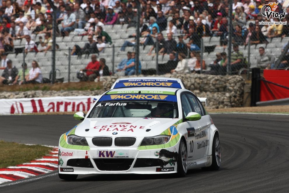 WTCC - Brands Hatch - wycig
