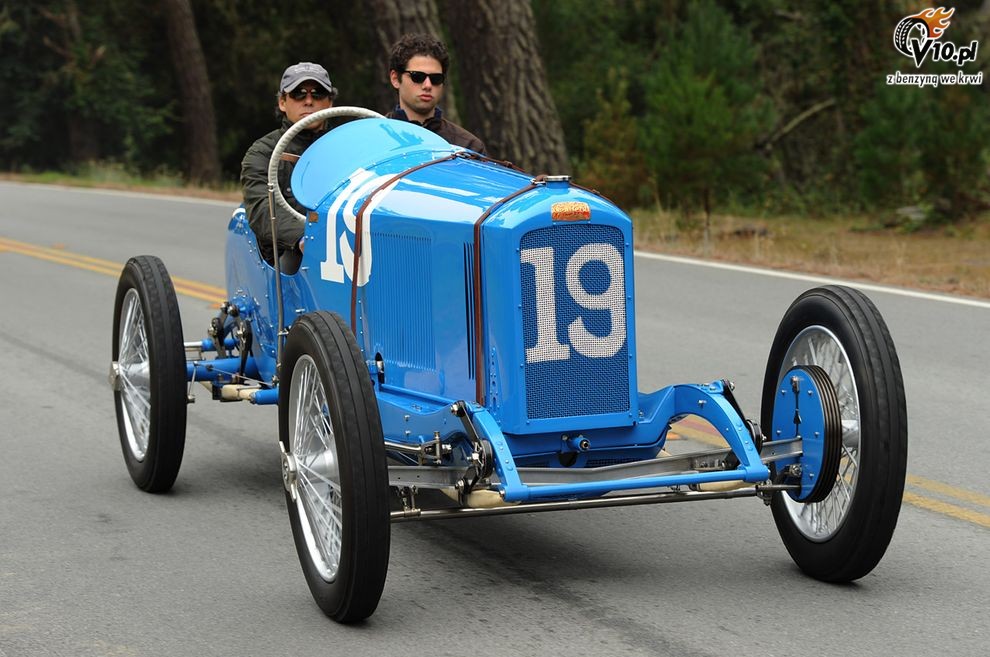 Pebble Beach Tour d'Elegance 2010