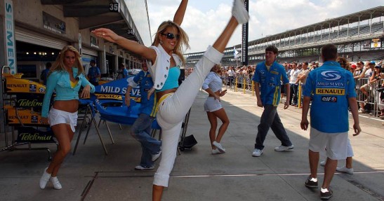 Pitbabes - czyli laski i Formuła 1