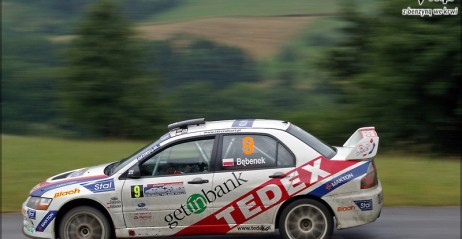 Rajd Rzeszowski po OS9: Walka za plecami Grzyba